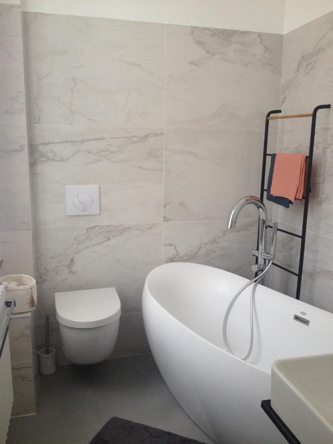 La Traversiere-chambre D'hotes Bed & Breakfast Tours